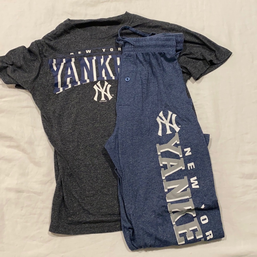 NY Yankees sleepwear!